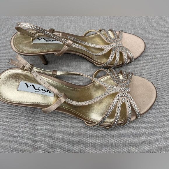 Nina metallic mid-heel sandals, new, straps with rhinestones, almond toe, 8.5 - Picture 5 of 9